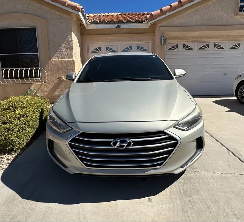 2012 Hyundai Elantra - Image 3 of 6