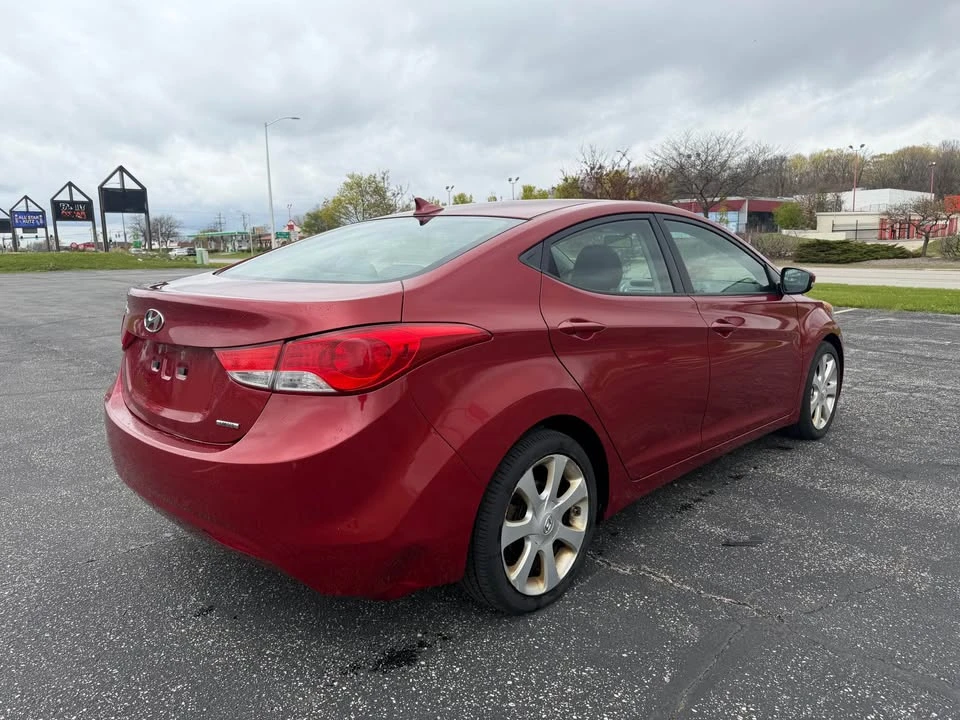 2012 Hyundai Elantra - Image 4 of 15