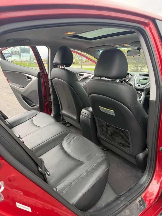 2012 Hyundai Elantra - Image 11 of 15