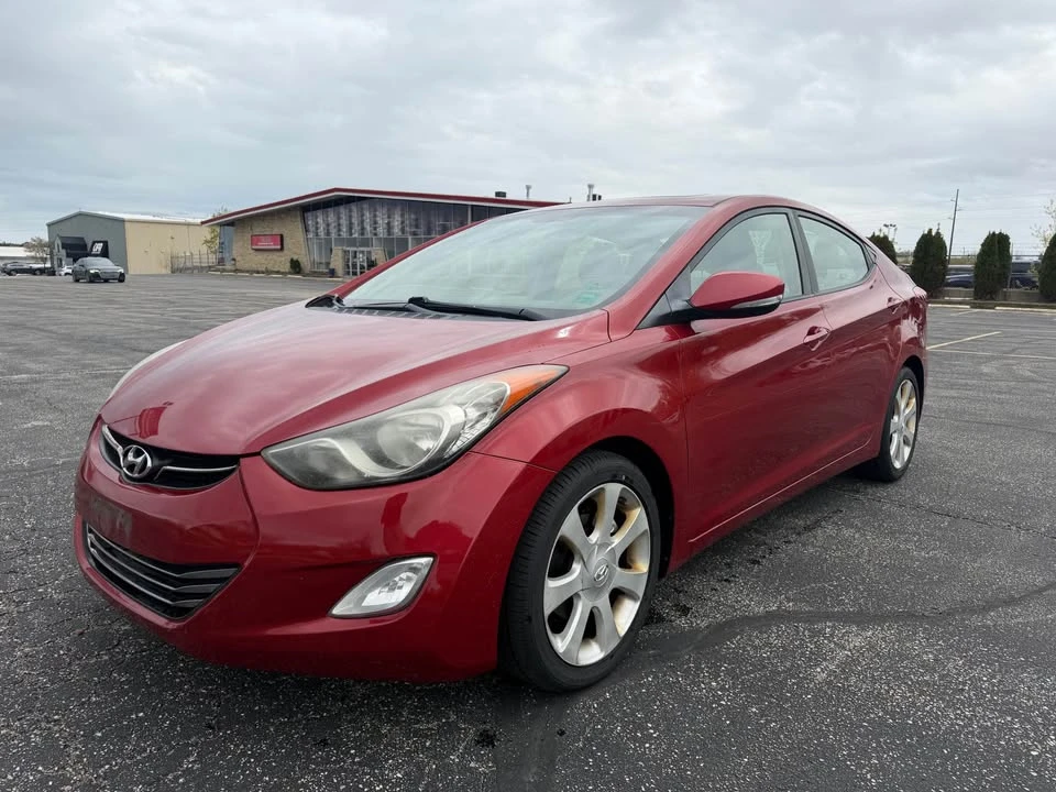 2012 Hyundai Elantra - Image 8 of 15