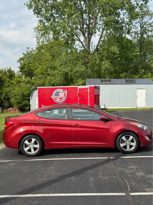 2012 Hyundai Elantra - Image 3 of 10