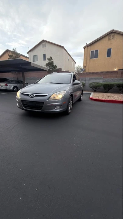 2012 Hyundai Elantra - Image 2 of 6