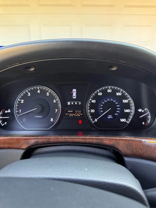 2012 Hyundai Equus - Image 6 of 6