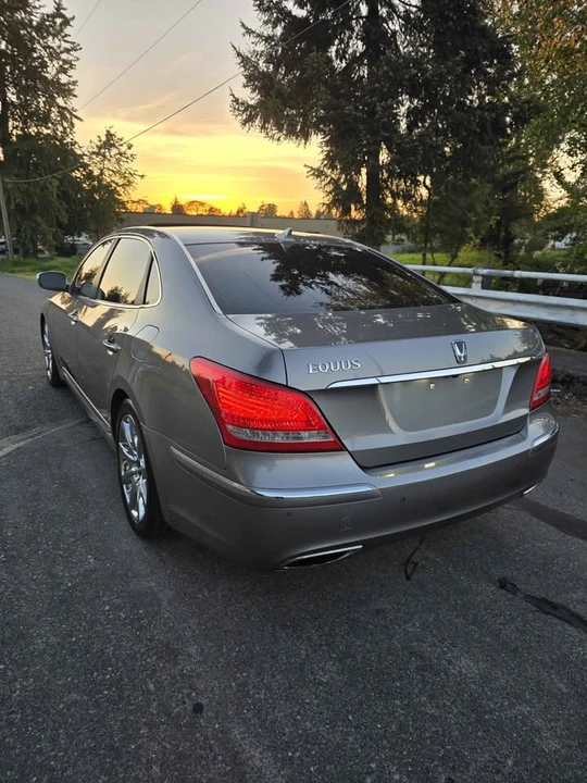 2012 Hyundai Equus - Image 5 of 17