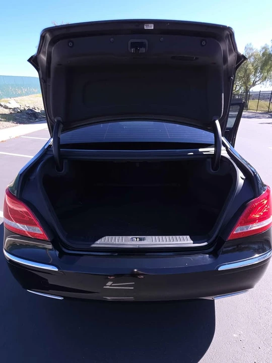 2012 Hyundai Equus - Image 8 of 17