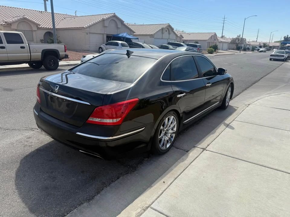 2012 Hyundai Equus - Image 2 of 9
