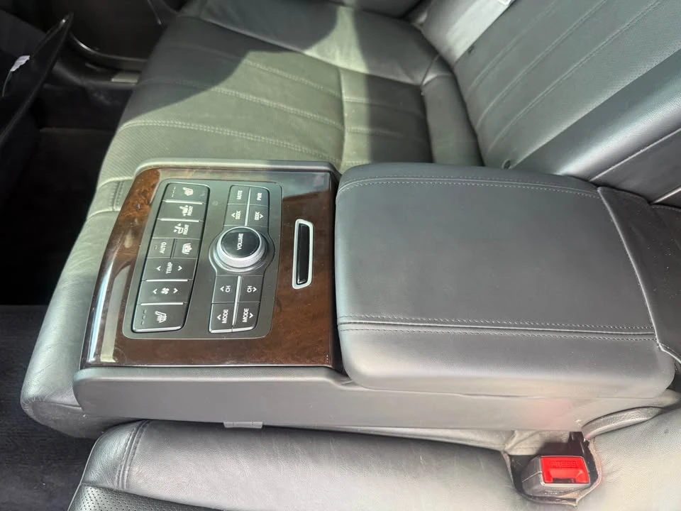 2012 Hyundai Equus - Image 8 of 9