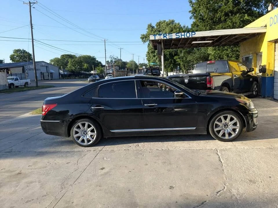 2012 Hyundai Equus - Image 2 of 3