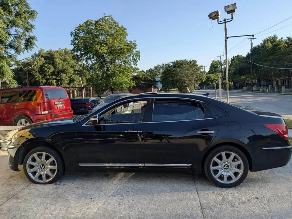 2012 Hyundai Equus - Image 3 of 3