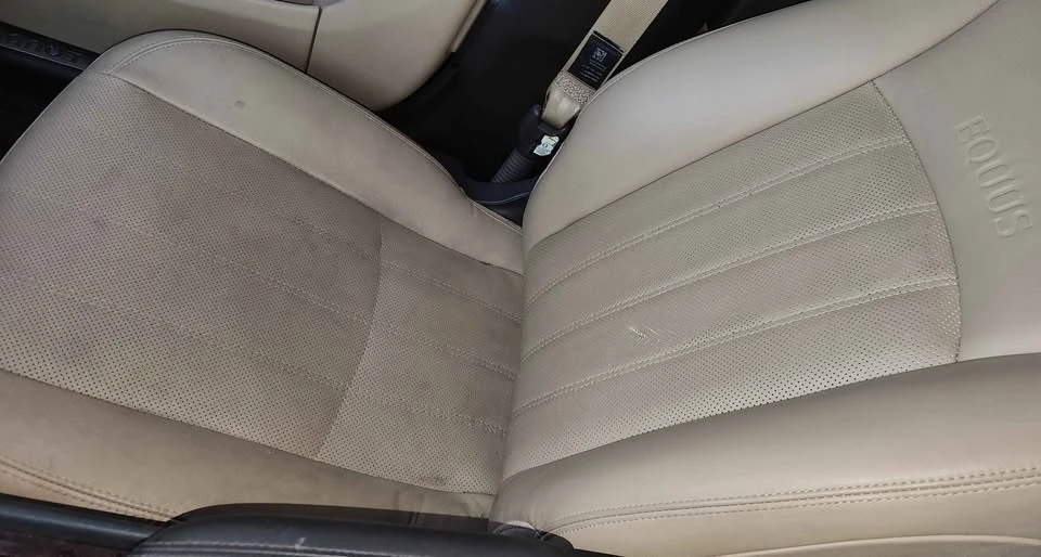 2012 Hyundai Equus - Image 13 of 16