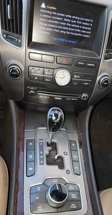 2012 Hyundai Equus - Image 11 of 16