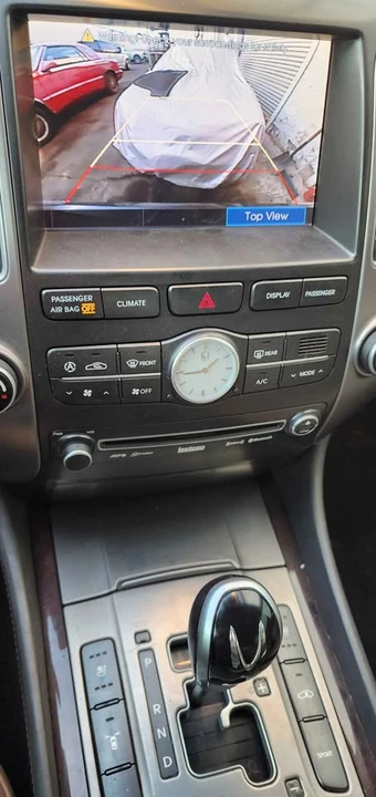 2012 Hyundai Equus - Image 16 of 16