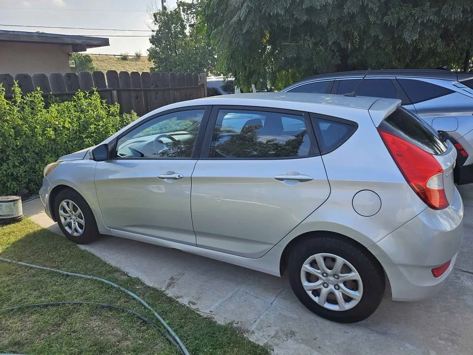 2012 Hyundai Accent - Image 4 of 7