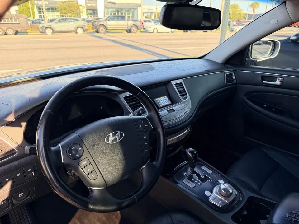 2012 Hyundai Genesis - Image 7 of 8