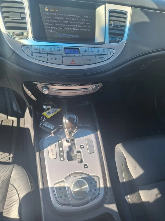 2012 Hyundai Genesis - Image 6 of 13