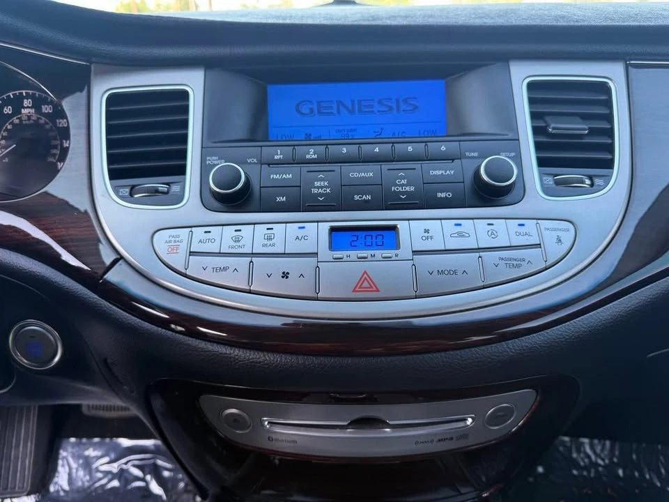 2012 Hyundai Genesis - Image 19 of 20
