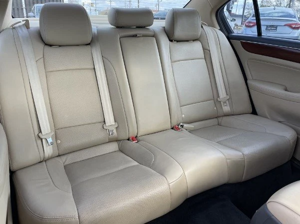 2012 Hyundai Genesis - Image 8 of 8