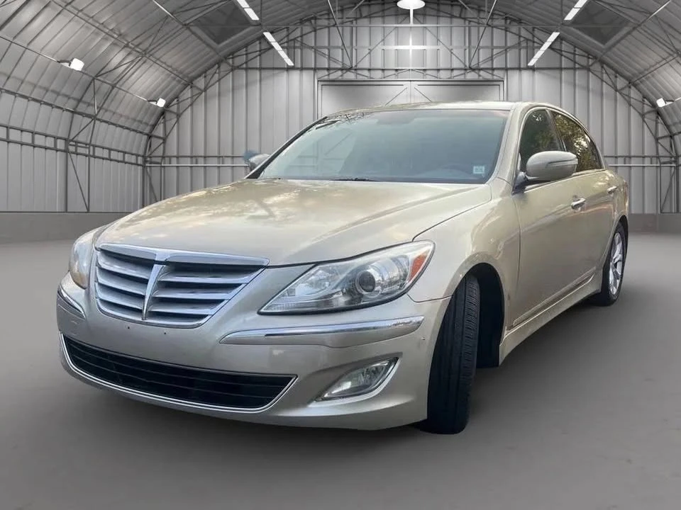 2012 Hyundai Genesis - Image 3 of 20