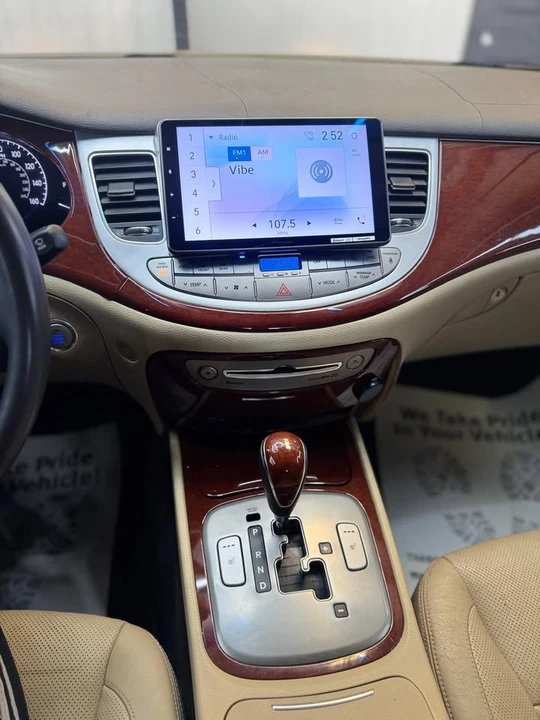2012 Hyundai Genesis - Image 6 of 20