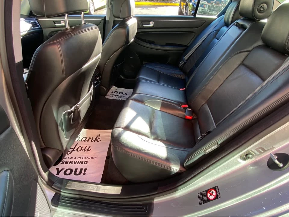 2012 Hyundai Genesis - Image 11 of 20