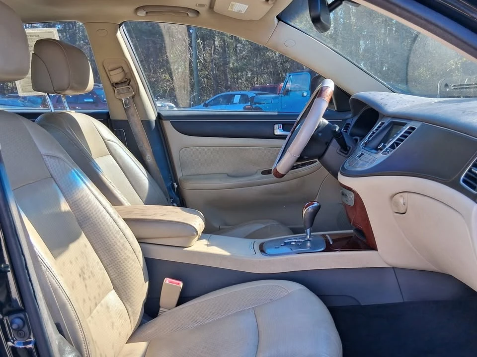 2012 Hyundai Genesis - Image 9 of 9