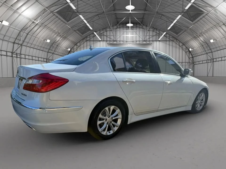 2012 Hyundai Genesis - Image 4 of 11