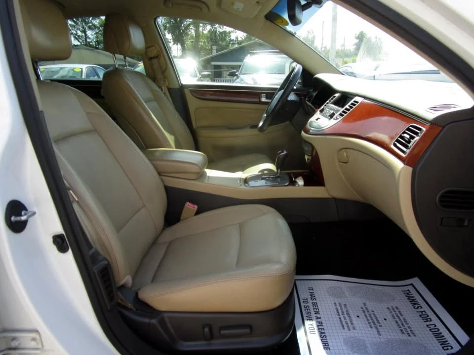 2012 Hyundai Genesis - Image 6 of 20