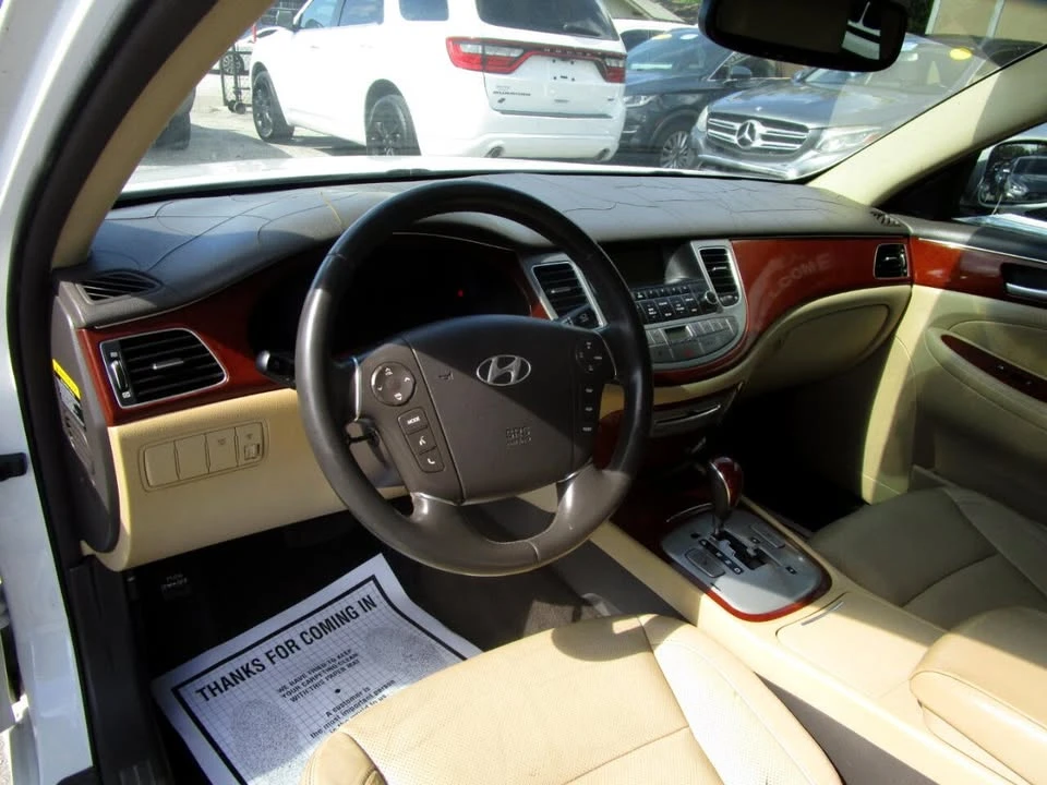 2012 Hyundai Genesis - Image 11 of 20