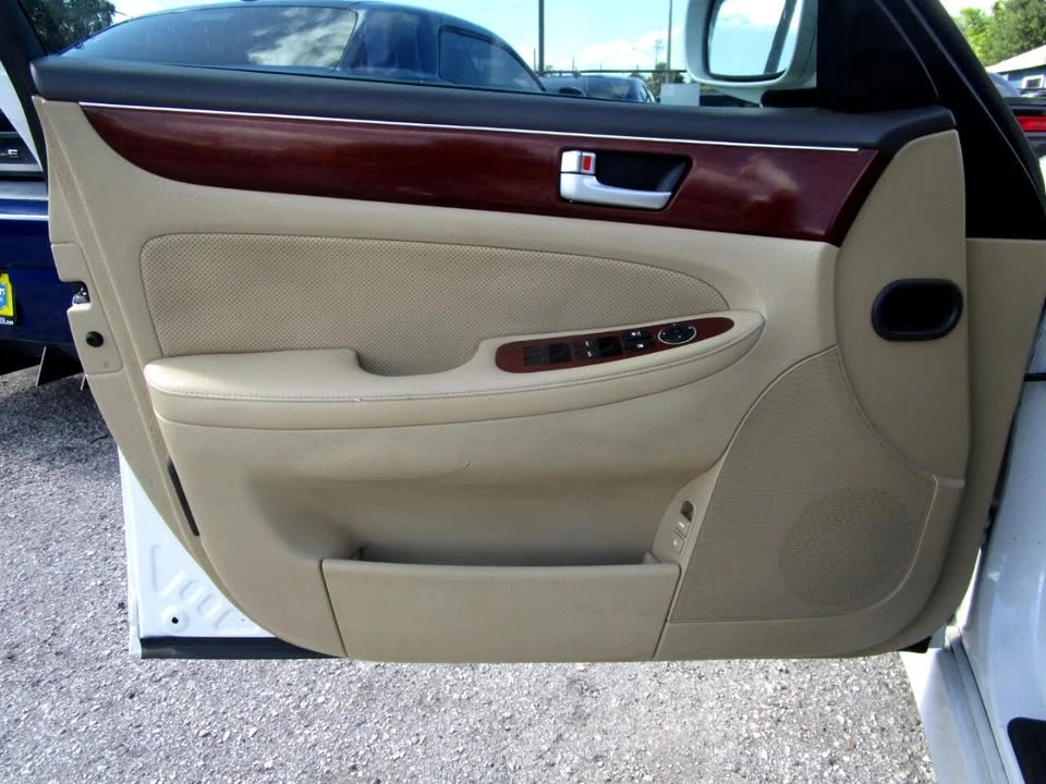 2012 Hyundai Genesis - Image 14 of 20
