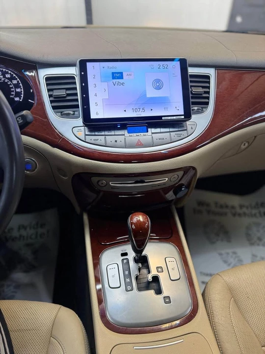 2012 Hyundai Genesis - Image 13 of 14
