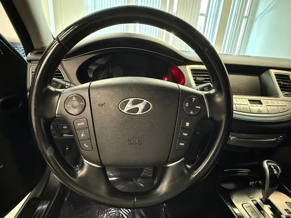2012 Hyundai Genesis - Image 15 of 20