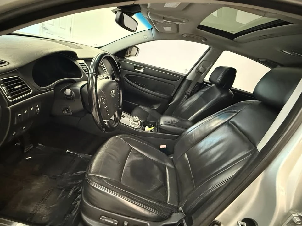 2012 Hyundai Genesis - Image 9 of 20