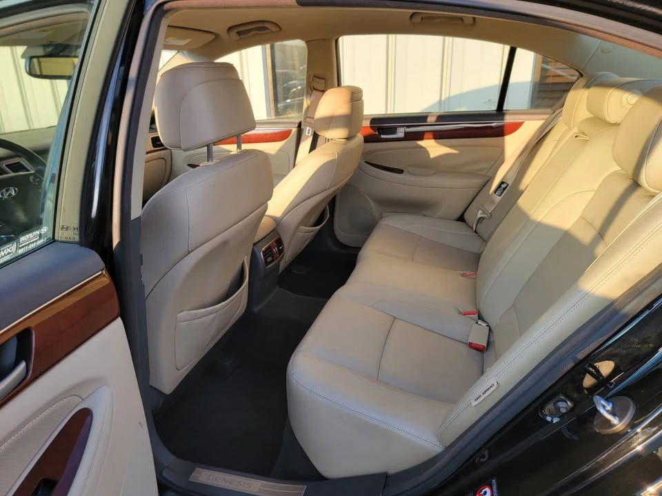 2012 Hyundai Genesis - Image 11 of 13
