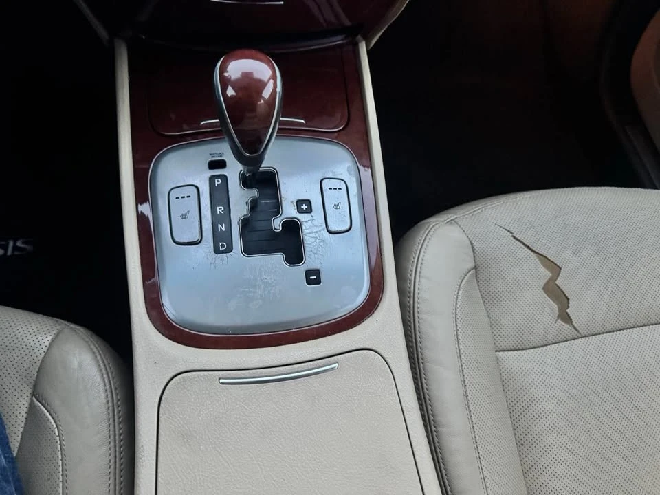 2012 Hyundai Genesis - Image 19 of 20