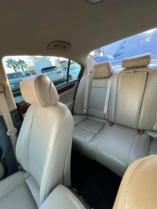 2012 Hyundai Genesis - Image 15 of 20