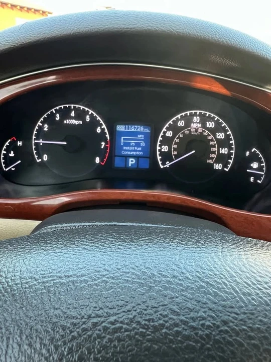 2012 Hyundai Genesis - Image 9 of 20