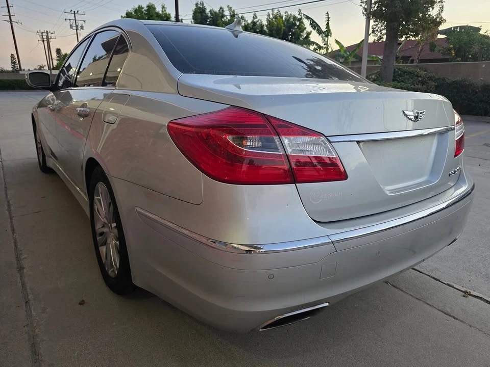 2012 Hyundai Genesis - Image 3 of 19