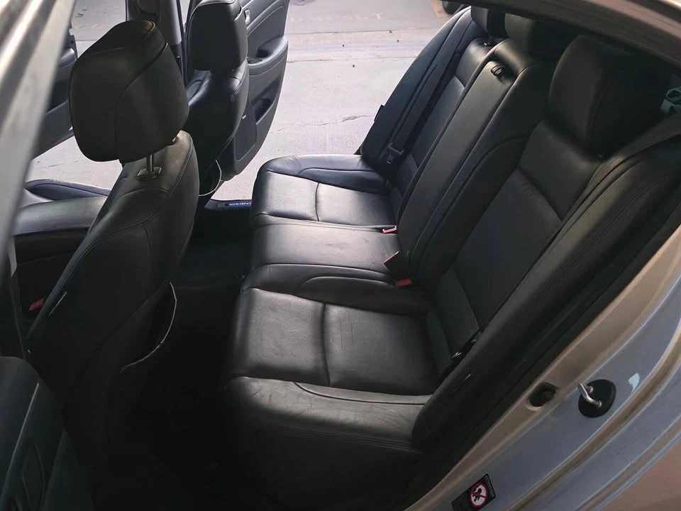 2012 Hyundai Genesis - Image 15 of 19