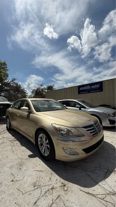 2012 Hyundai Genesis - Image 7 of 12