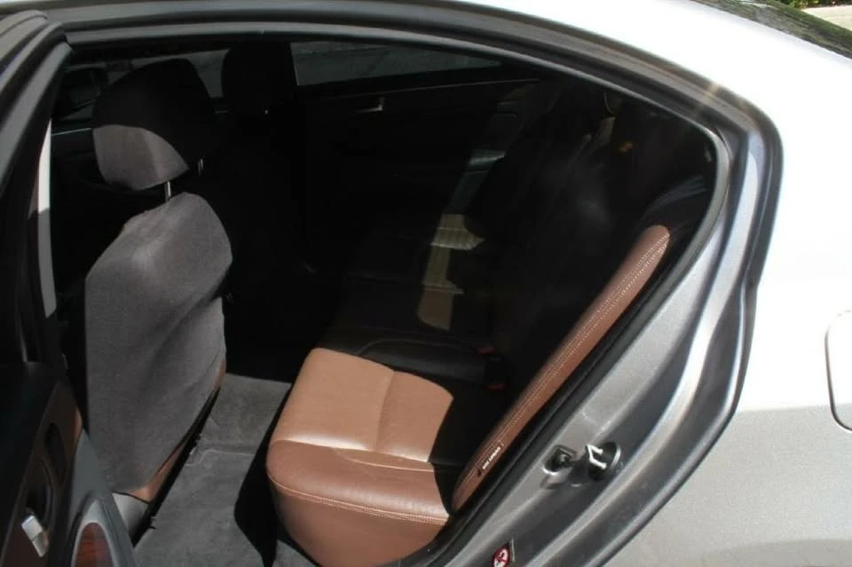 2012 Hyundai Genesis - Image 8 of 11