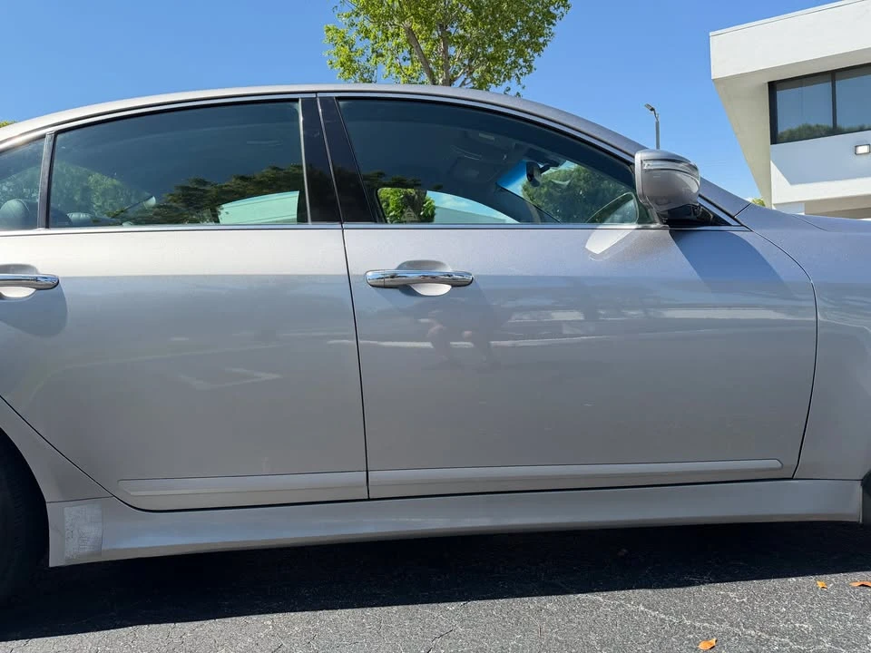 2012 Hyundai Genesis - Image 17 of 19
