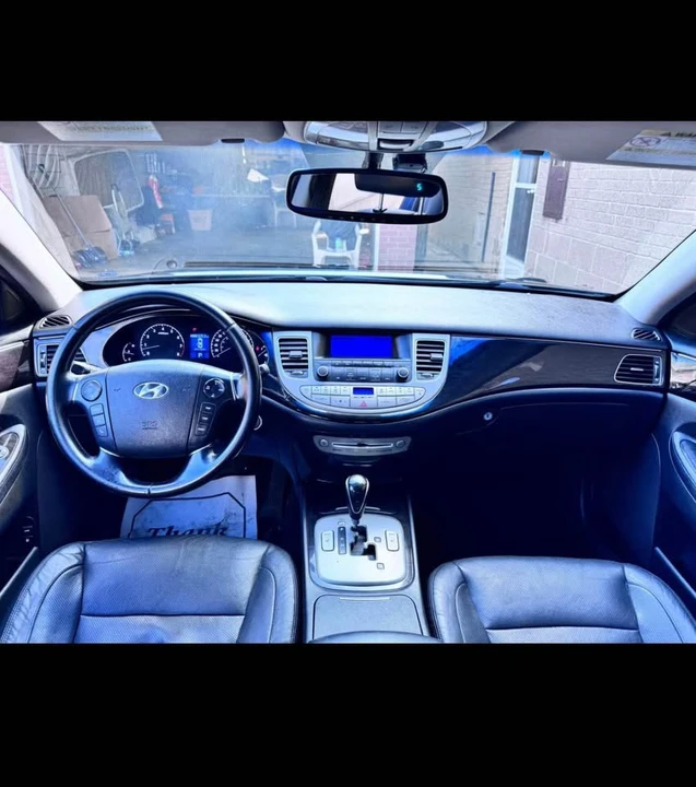 2012 Hyundai Genesis - Image 7 of 8