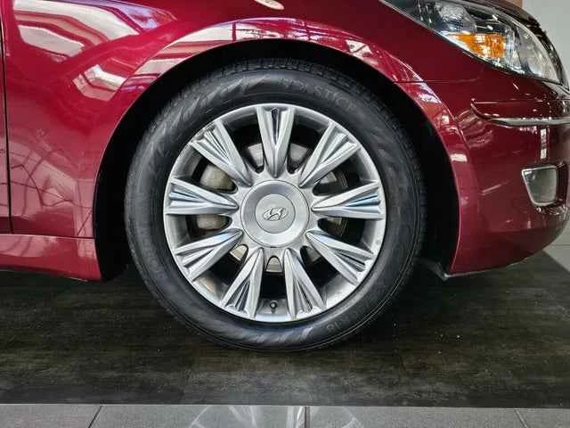 2012 Hyundai Genesis - Image 8 of 10