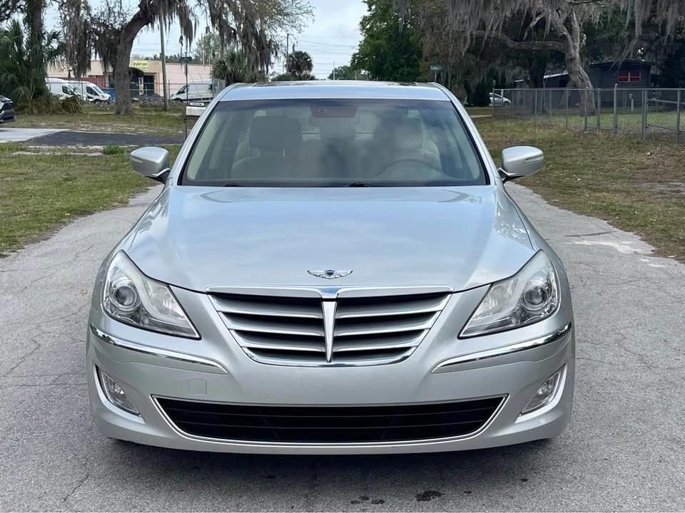 2012 Hyundai Genesis - Image 2 of 14