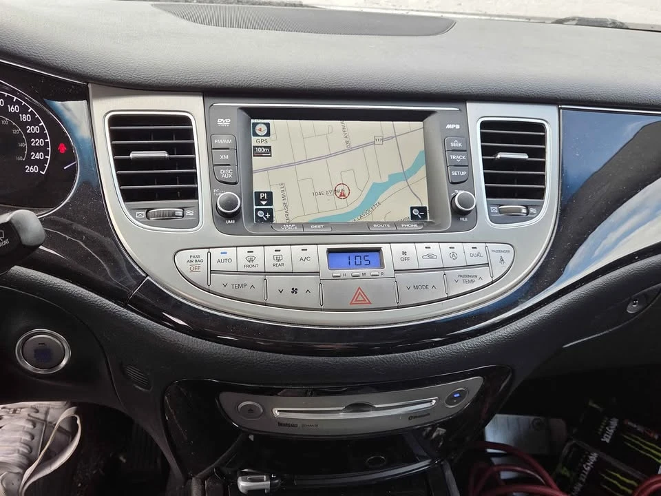 2012 Hyundai Genesis - Image 6 of 10