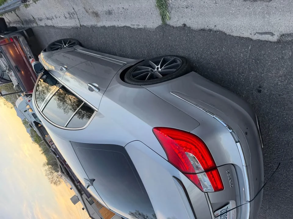 2012 Hyundai Genesis - Image 4 of 5