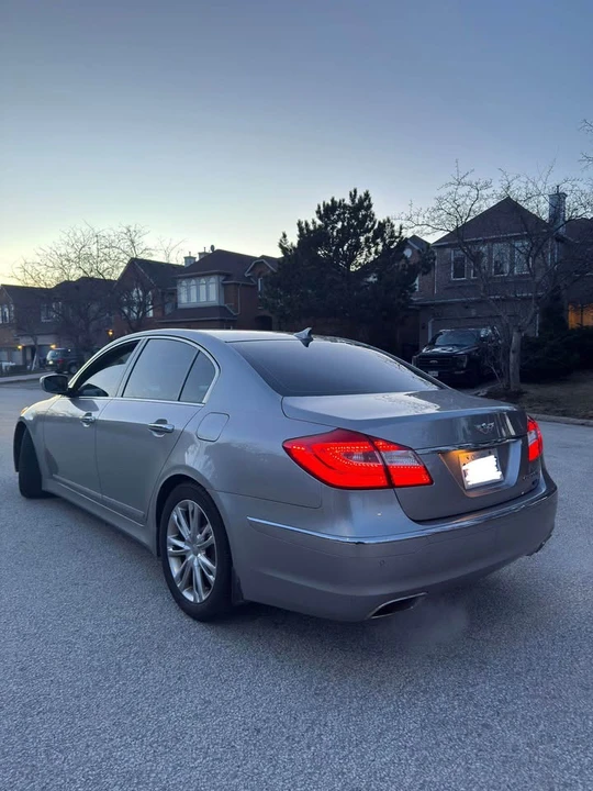 2012 Hyundai Genesis - Image 4 of 11
