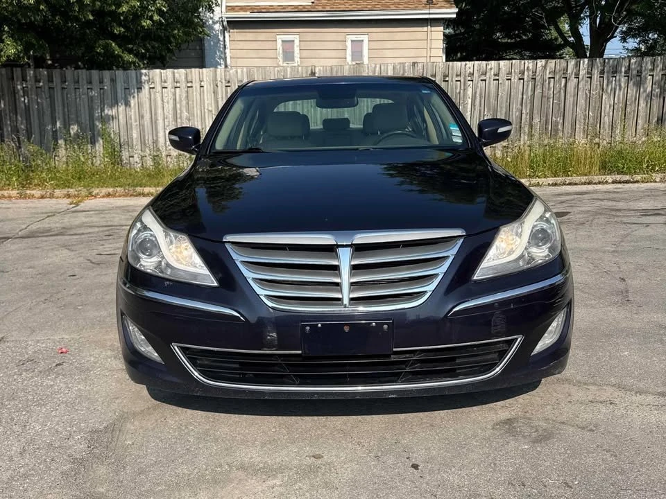 2012 Hyundai Genesis - Image 4 of 12