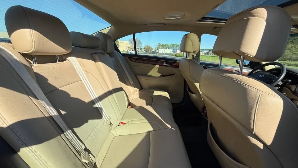 2012 Hyundai Genesis - Image 15 of 20
