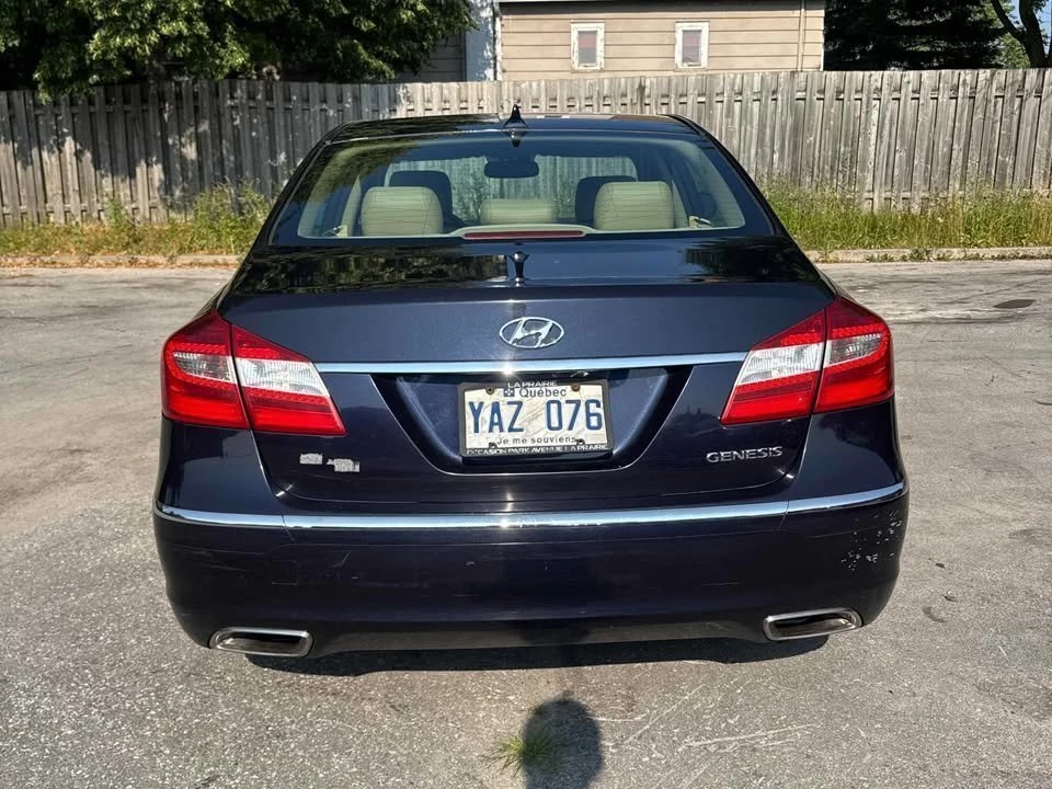 2012 Hyundai Genesis - Image 5 of 12